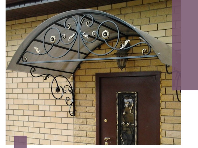 Изготовление козырьков из металла под ключ в Кашире